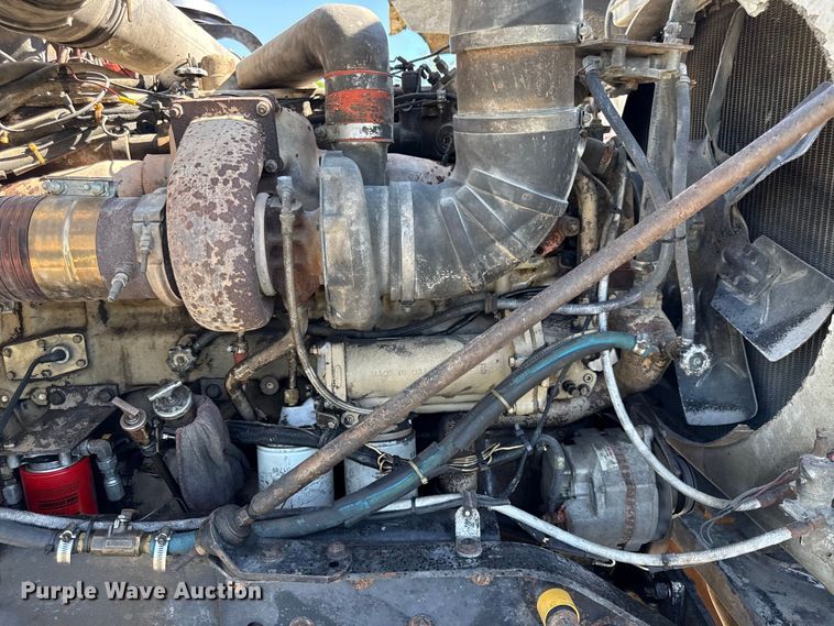 image for item EN0418 1985 Kenworth W900 dump truck