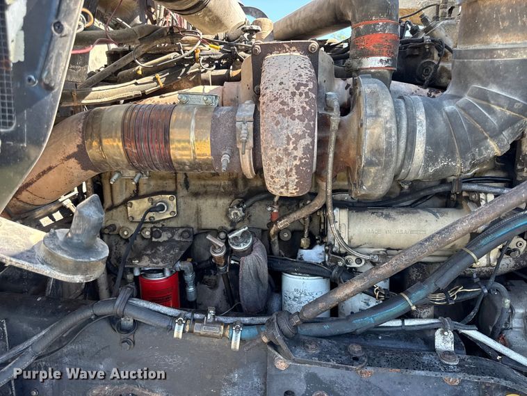 image for item EN0418 1985 Kenworth W900 dump truck