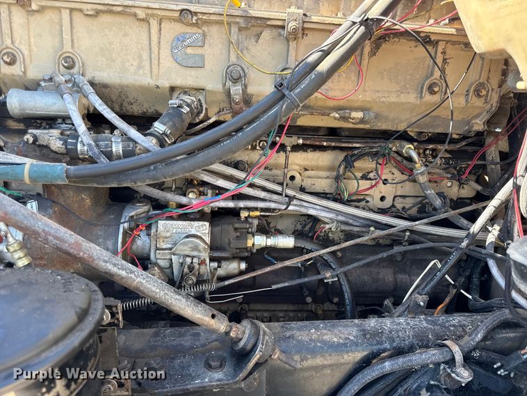image for item EN0418 1985 Kenworth W900 dump truck