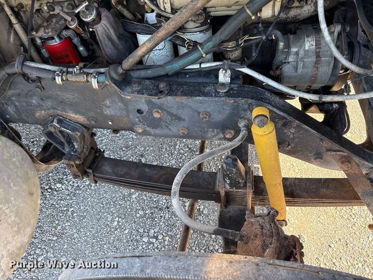 image for item EN0418 1985 Kenworth W900 dump truck