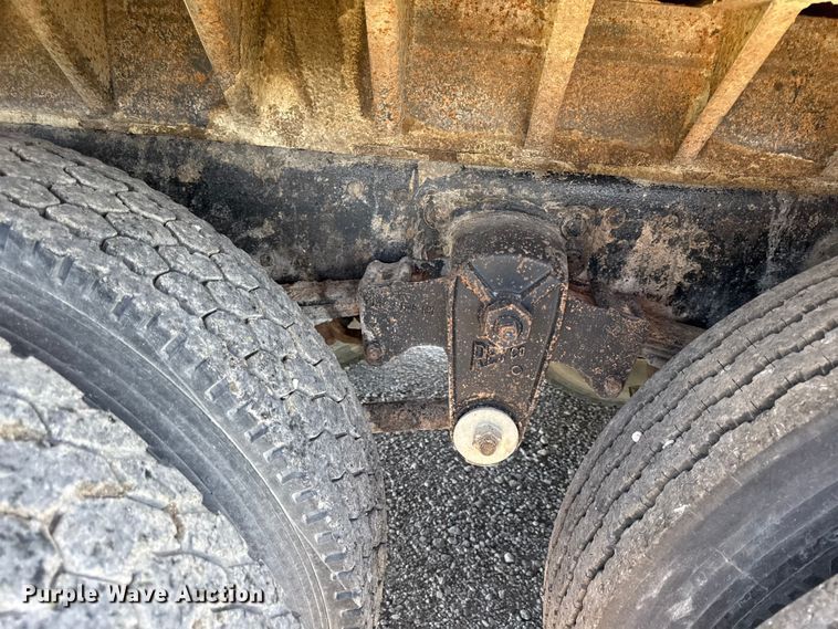 image for item EN0418 1985 Kenworth W900 dump truck