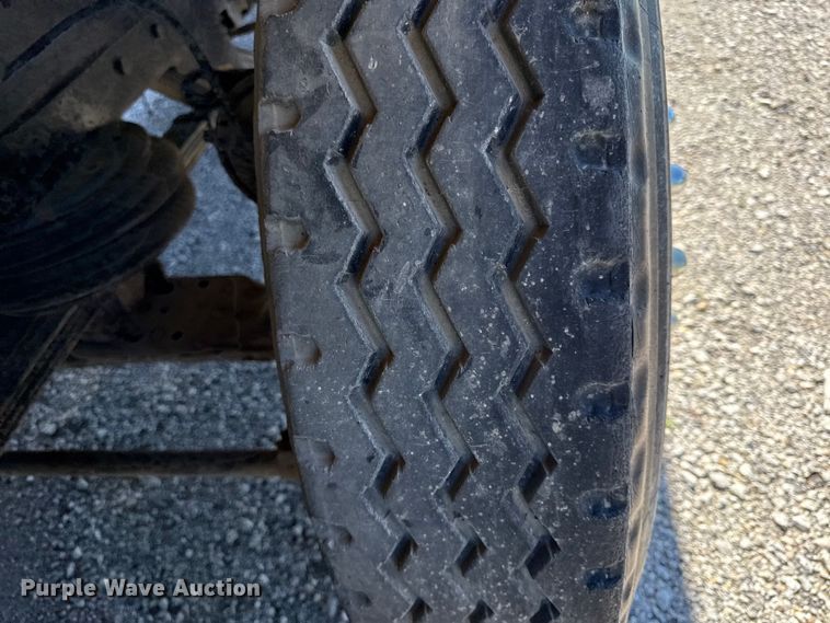 image for item EN0418 1985 Kenworth W900 dump truck