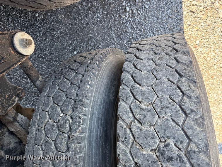 image for item EN0418 1985 Kenworth W900 dump truck