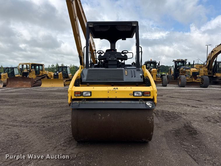 image for item EN3032 2013 Bomag BW 161 ADO-4 double drum vibratory roller