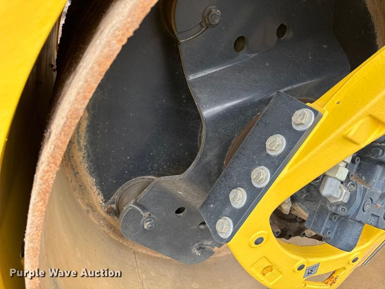 image for item EN3032 2013 Bomag BW 161 ADO-4 double drum vibratory roller