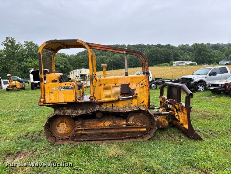 image for item EO4342 1979 International TD8E PS dozer