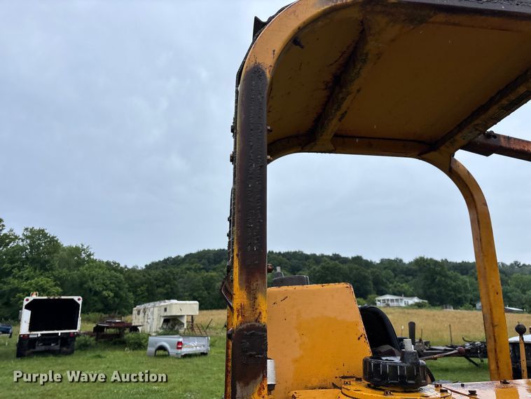 image for item EO4342 1979 International TD8E PS dozer