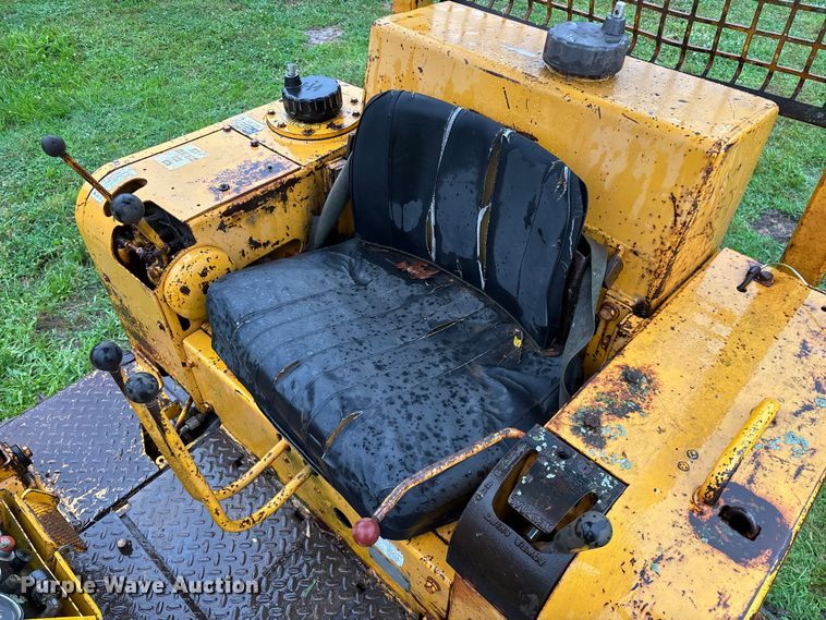 image for item EO4342 1979 International TD8E PS dozer