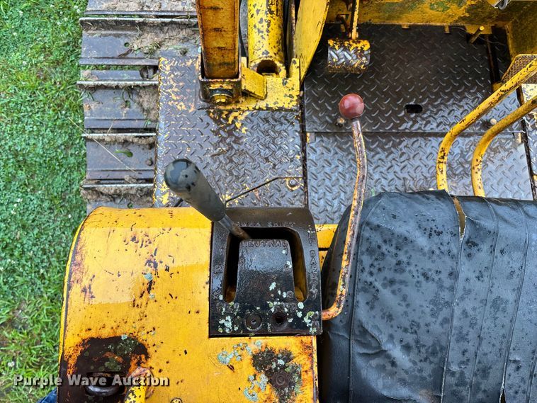 image for item EO4342 1979 International TD8E PS dozer