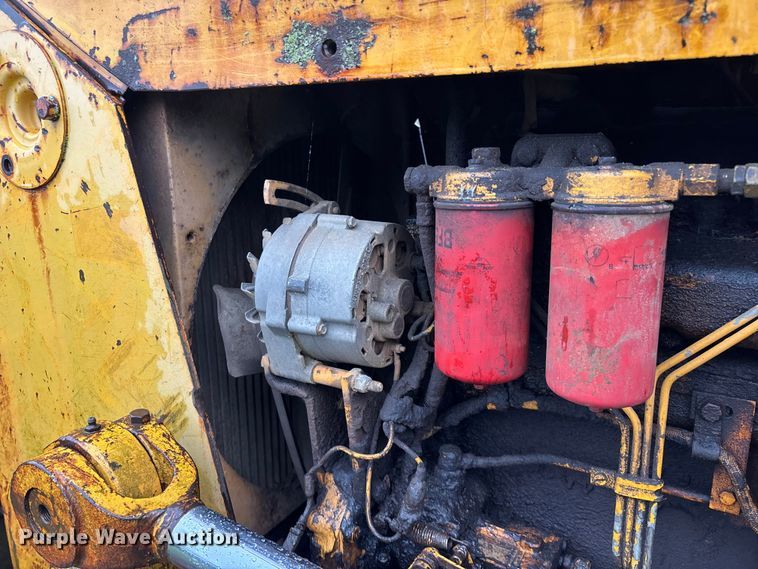 image for item EO4342 1979 International TD8E PS dozer