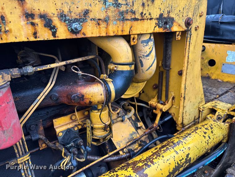 image for item EO4342 1979 International TD8E PS dozer