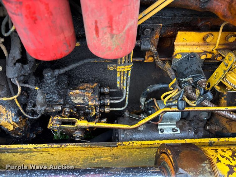 image for item EO4342 1979 International TD8E PS dozer