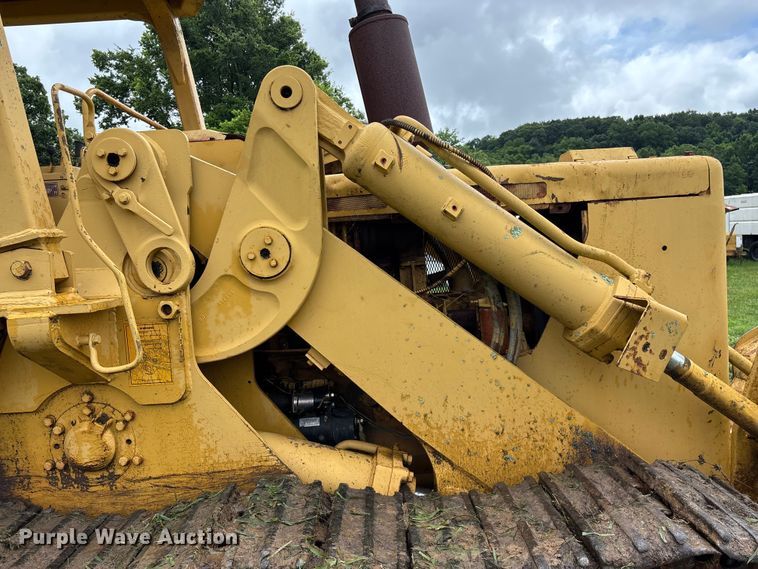 image for item EO4344 1972 Caterpillar 977L track loader