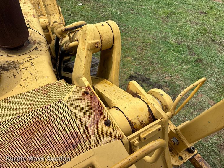 image for item EO4344 1972 Caterpillar 977L track loader