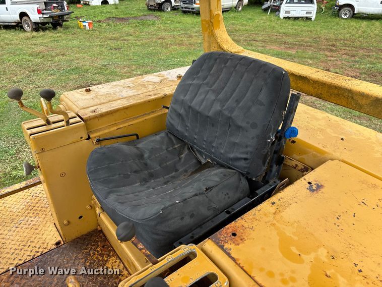 image for item EO4344 1972 Caterpillar 977L track loader
