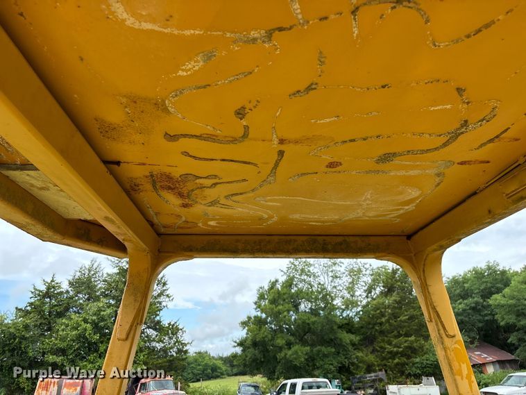 image for item EO4344 1972 Caterpillar 977L track loader