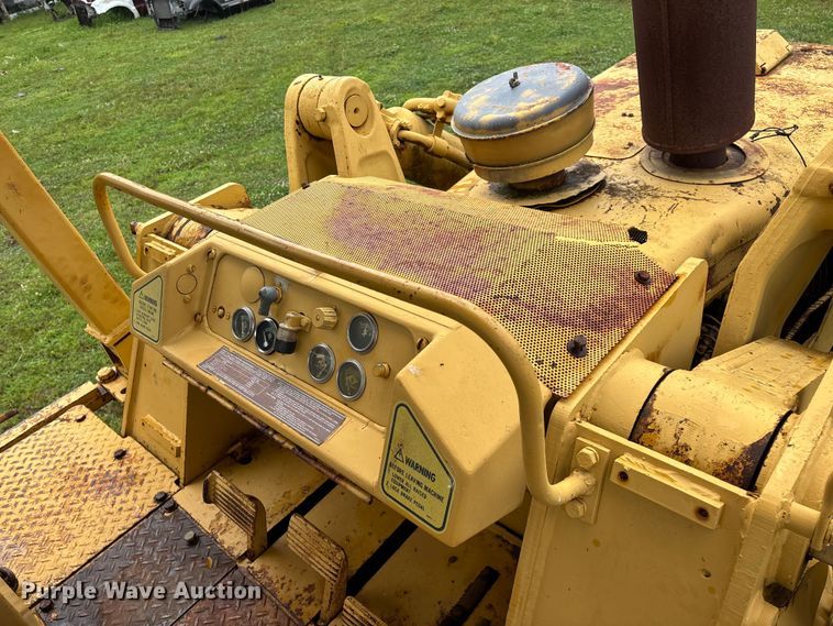 image for item EO4344 1972 Caterpillar 977L track loader