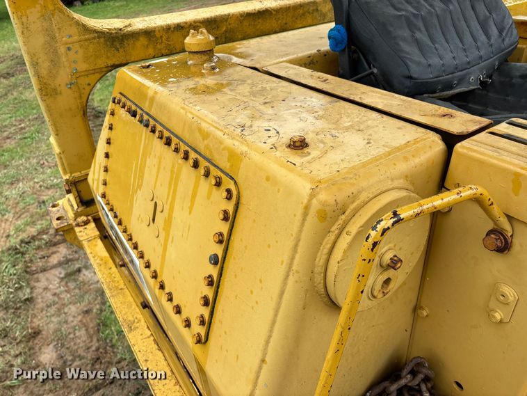 image for item EO4344 1972 Caterpillar 977L track loader