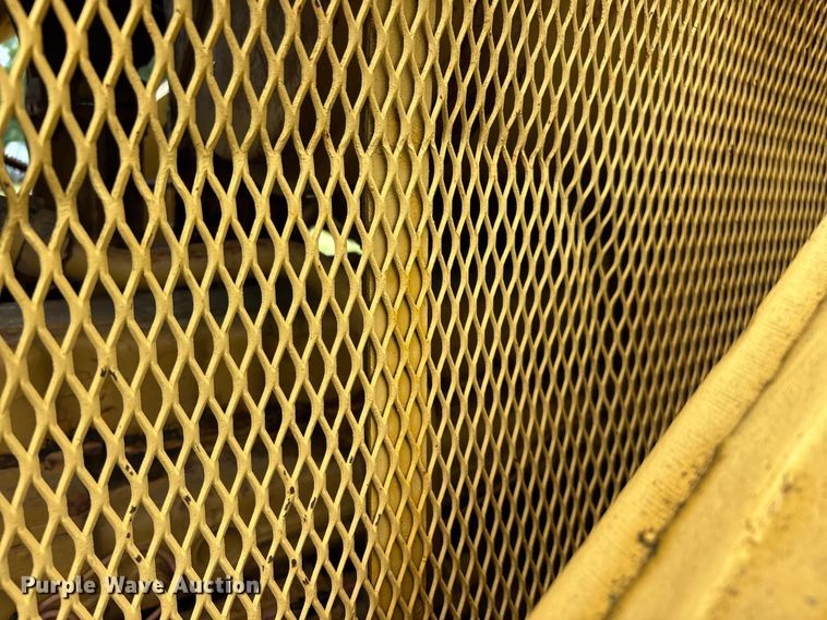 image for item EO4344 1972 Caterpillar 977L track loader