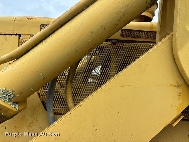 image for item EO4344 1972 Caterpillar 977L track loader
