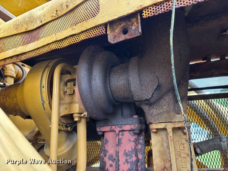 image for item EO4344 1972 Caterpillar 977L track loader