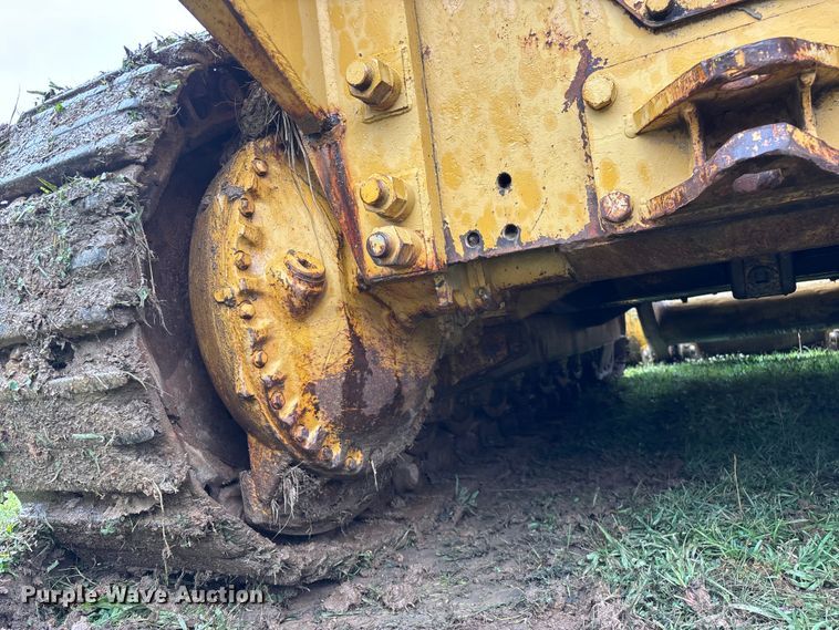 image for item EO4344 1972 Caterpillar 977L track loader