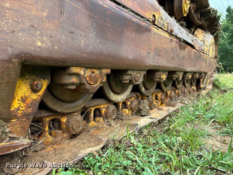 image for item EO4344 1972 Caterpillar 977L track loader