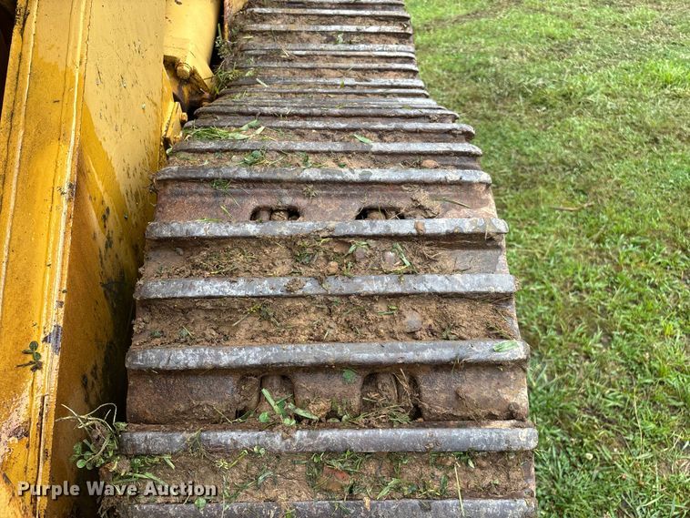 image for item EO4344 1972 Caterpillar 977L track loader