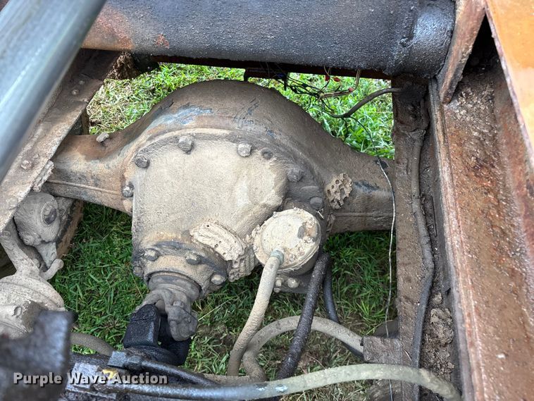 image for item EO4347 1968 International 1800 dump truck