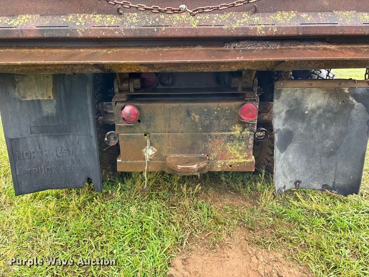 image for item EO4347 1968 International 1800 dump truck