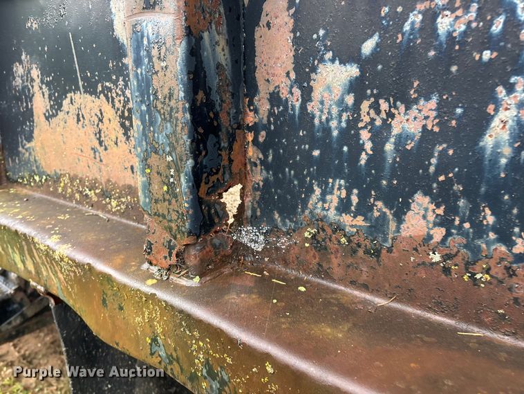 image for item EO4347 1968 International 1800 dump truck