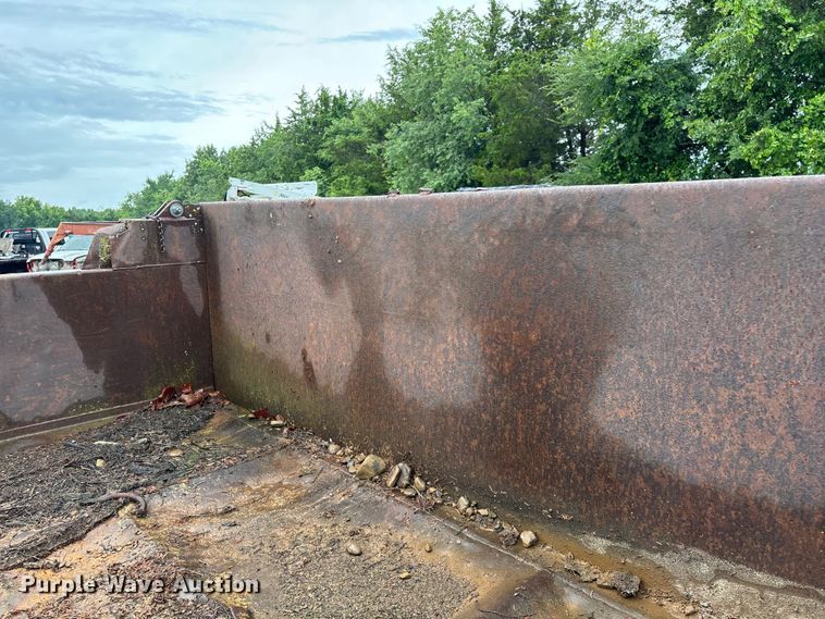 image for item EO4347 1968 International 1800 dump truck