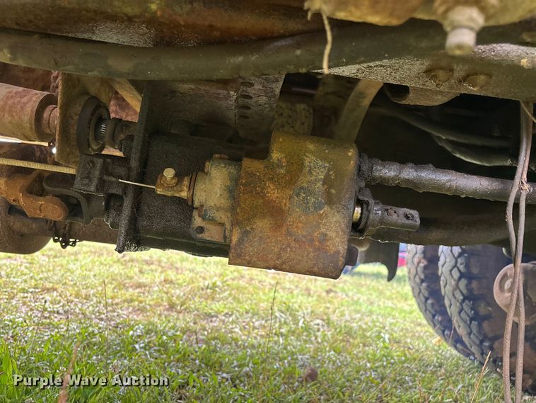 image for item EO4347 1968 International 1800 dump truck