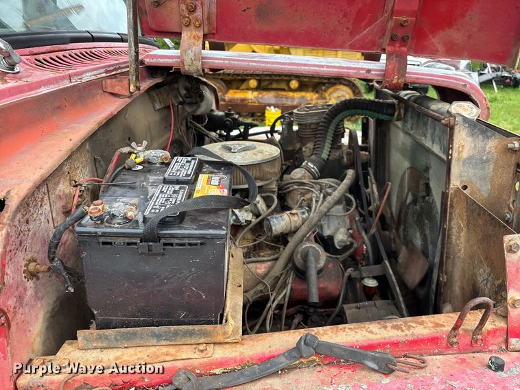image for item EO4347 1968 International 1800 dump truck