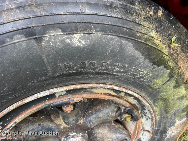 image for item EO4347 1968 International 1800 dump truck