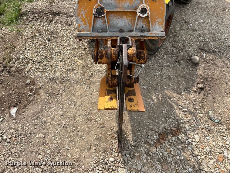 image for item EO4349 Case Davis Maxi-Sneaker vibratory cable plow