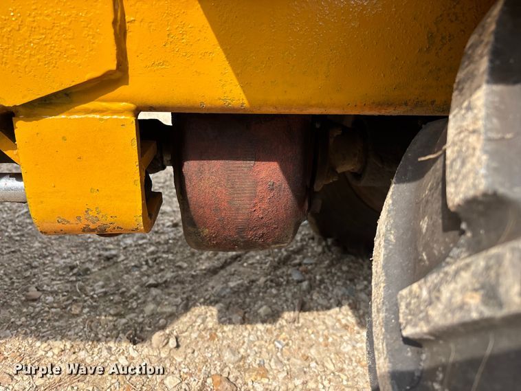 image for item EO4349 Case Davis Maxi-Sneaker vibratory cable plow