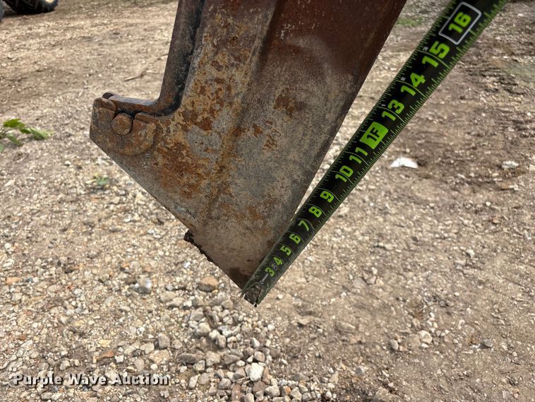 image for item EO4349 Case Davis Maxi-Sneaker vibratory cable plow