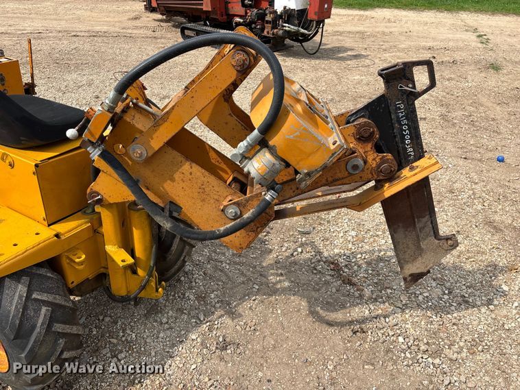 image for item EO4349 Case Davis Maxi-Sneaker vibratory cable plow