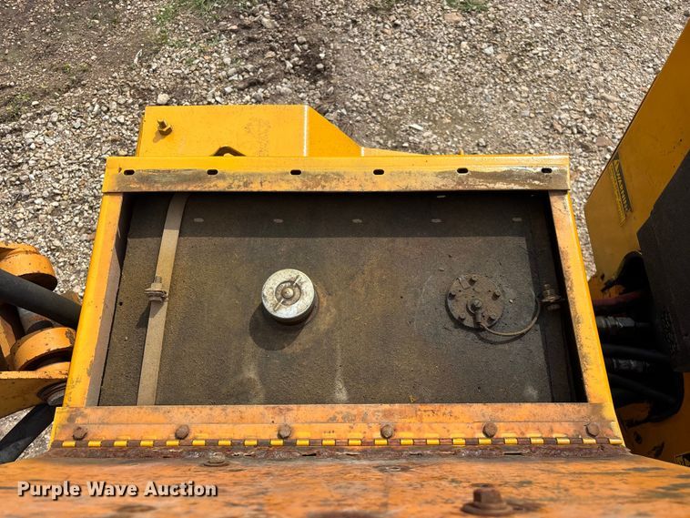 image for item EO4349 Case Davis Maxi-Sneaker vibratory cable plow
