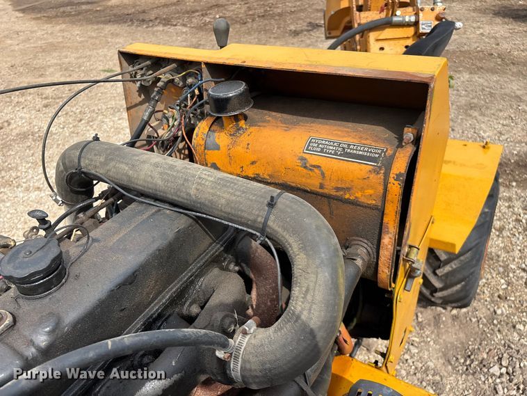 image for item EO4349 Case Davis Maxi-Sneaker vibratory cable plow