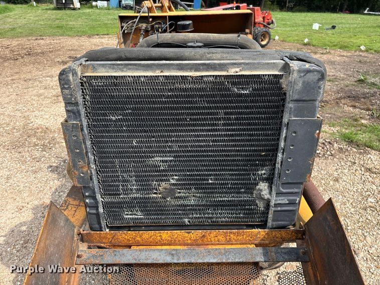 image for item EO4349 Case Davis Maxi-Sneaker vibratory cable plow