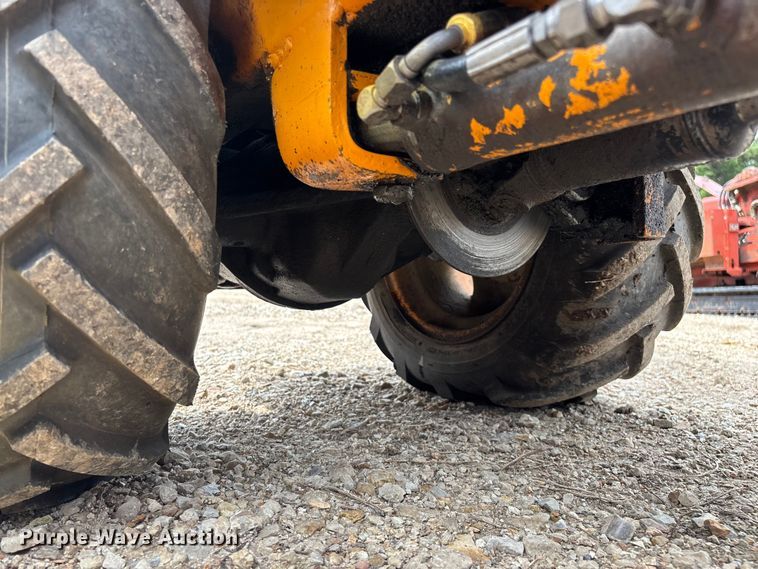 image for item EO4349 Case Davis Maxi-Sneaker vibratory cable plow