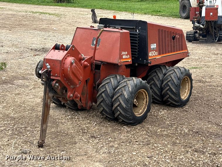 image for item EO4350 Ditch Witch 400SXD vibratory cable plow