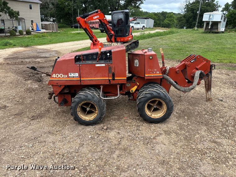 image for item EO4350 Ditch Witch 400SXD vibratory cable plow