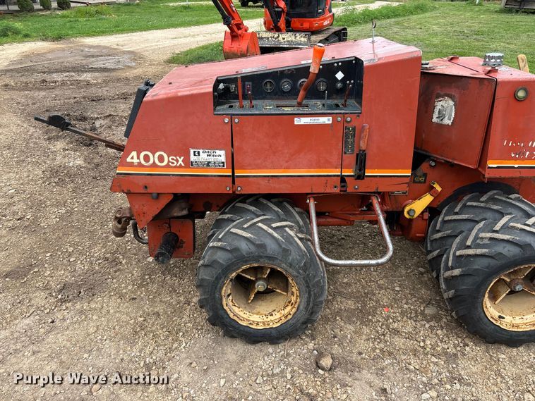 image for item EO4350 Ditch Witch 400SXD vibratory cable plow
