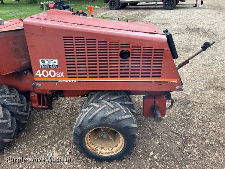 image for item EO4350 Ditch Witch 400SXD vibratory cable plow