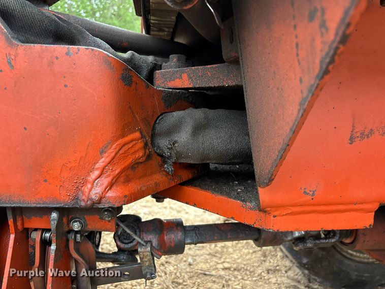 image for item EO4350 Ditch Witch 400SXD vibratory cable plow