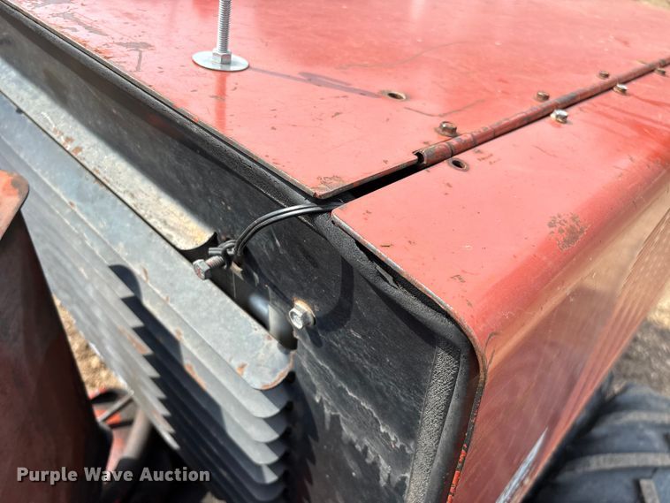 image for item EO4350 Ditch Witch 400SXD vibratory cable plow