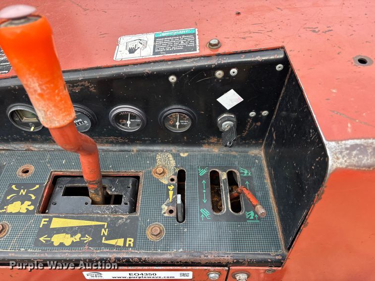 image for item EO4350 Ditch Witch 400SXD vibratory cable plow